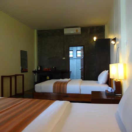The Chevalley Beach Resort Satun Eksteriør billede