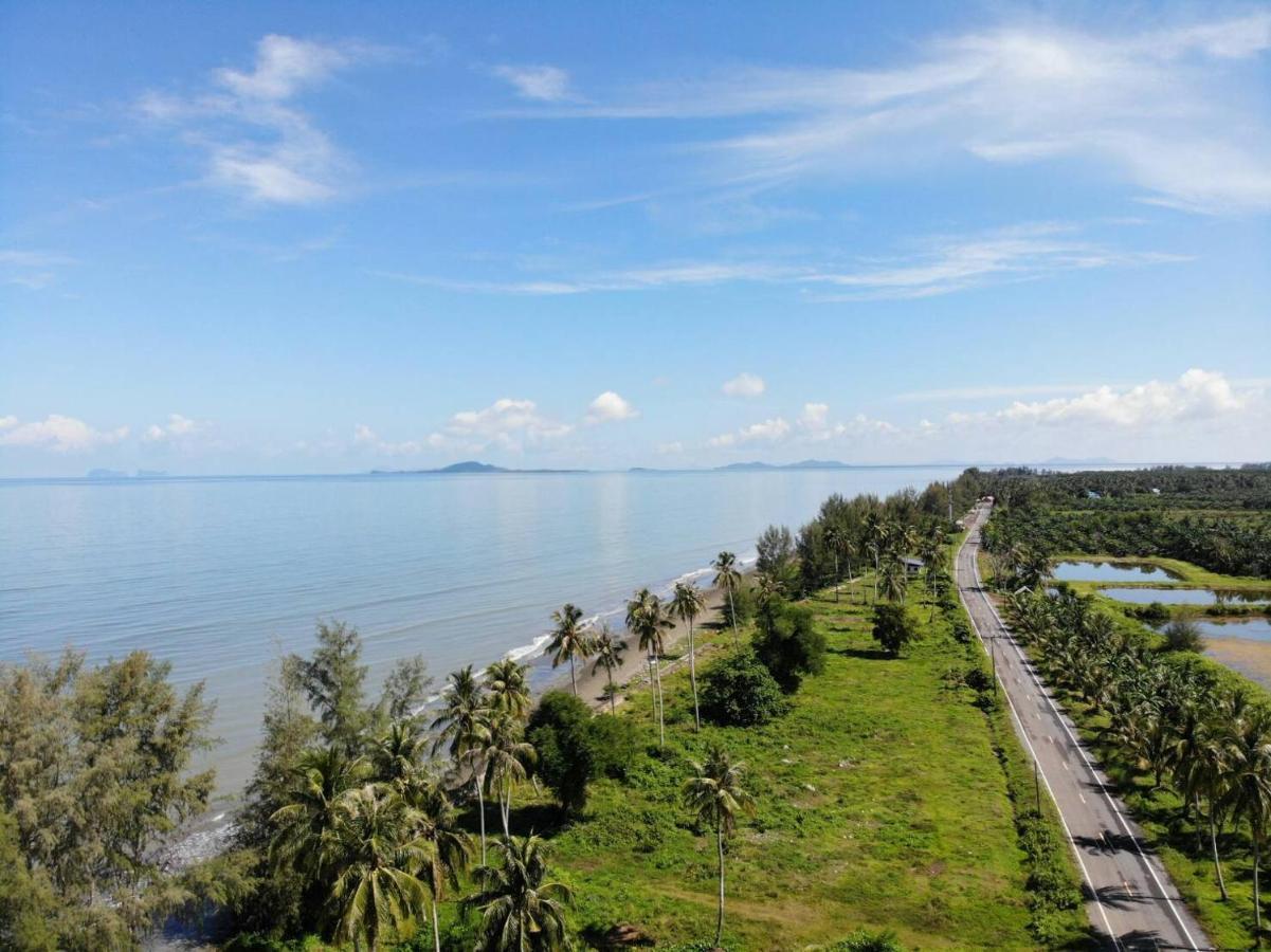 The Chevalley Beach Resort Satun Eksteriør billede