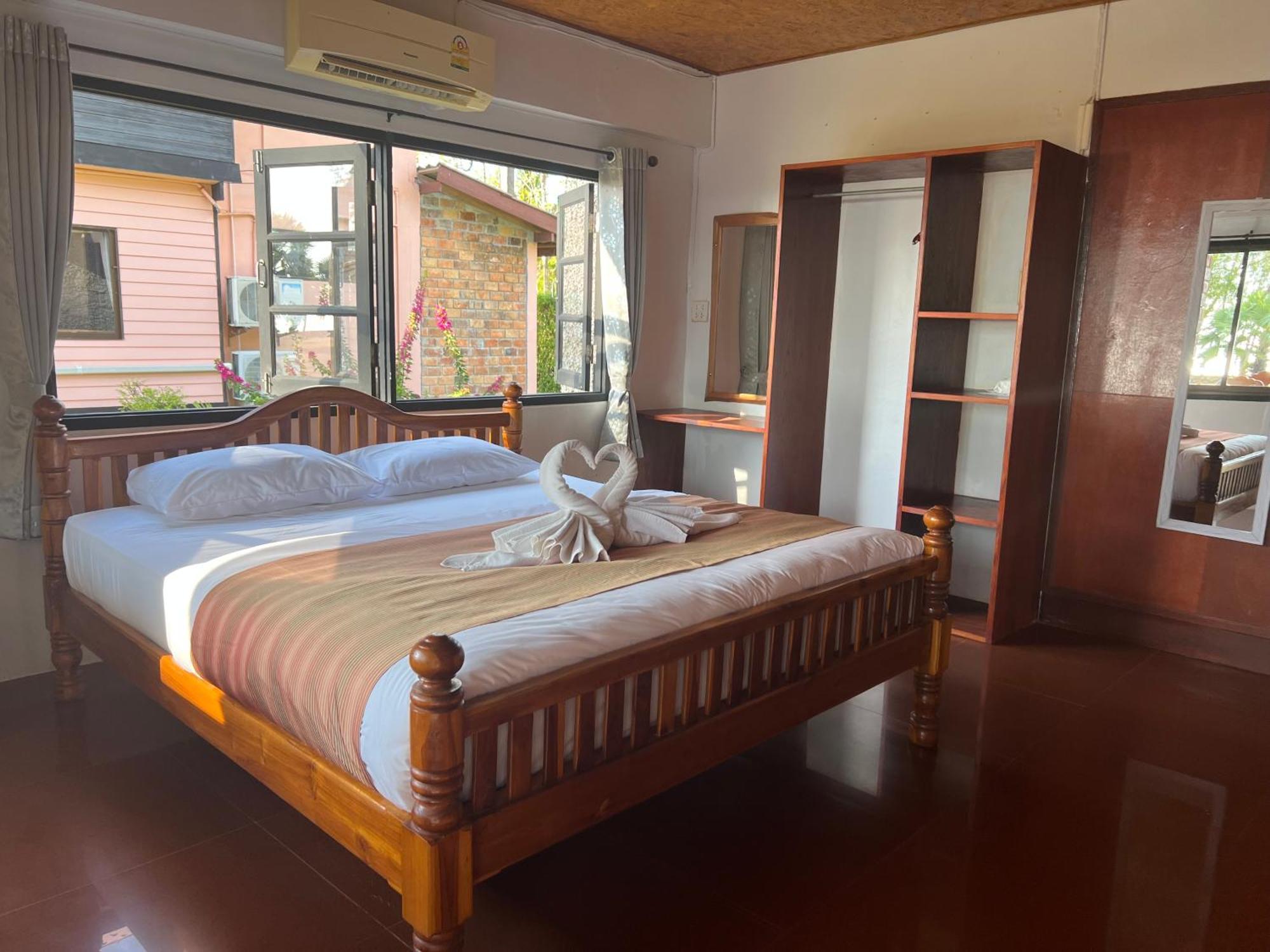 The Chevalley Beach Resort Satun Eksteriør billede