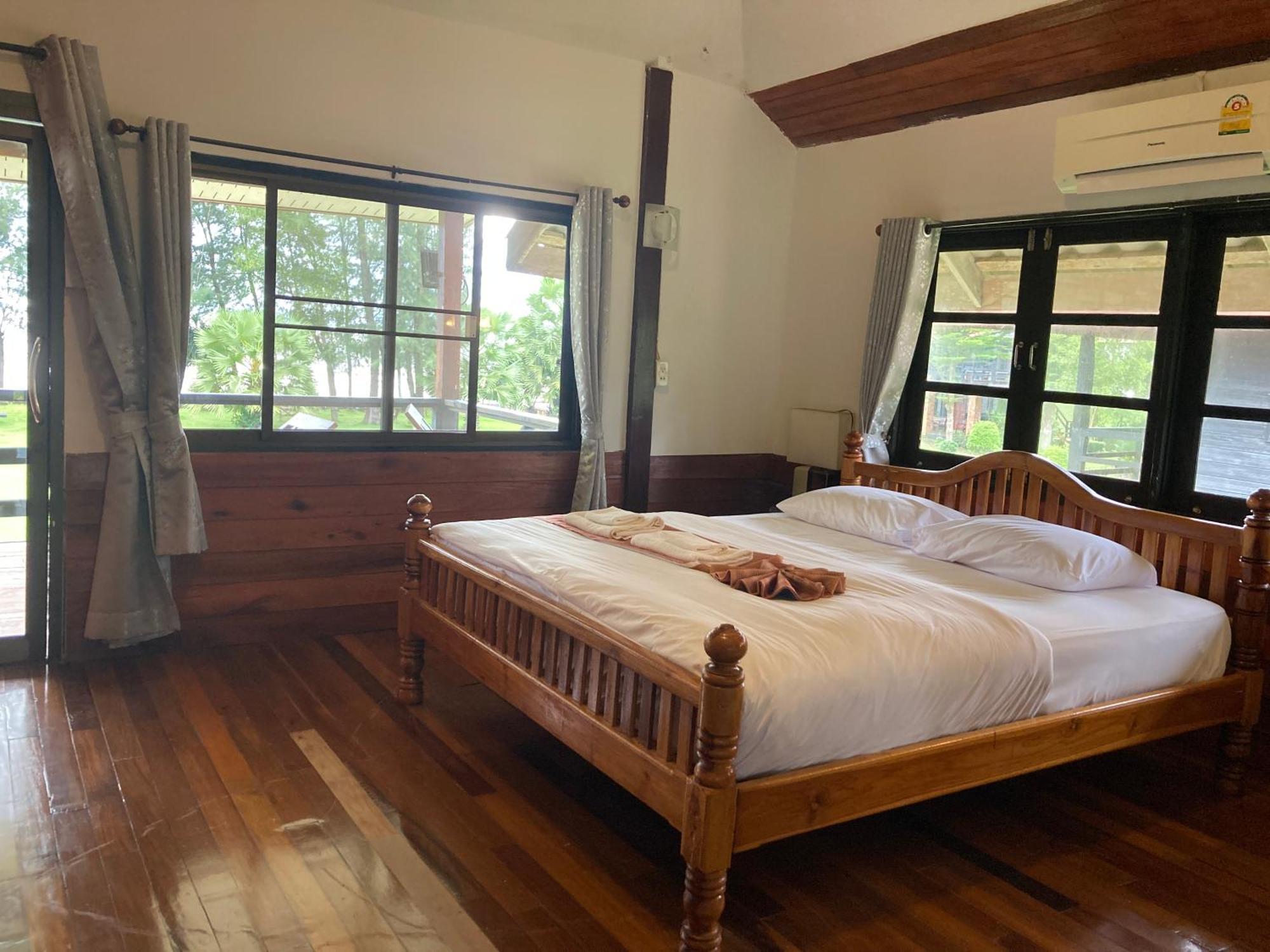 The Chevalley Beach Resort Satun Eksteriør billede