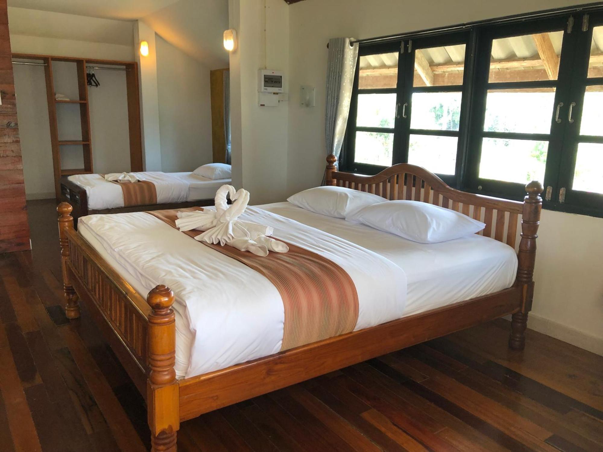The Chevalley Beach Resort Satun Eksteriør billede