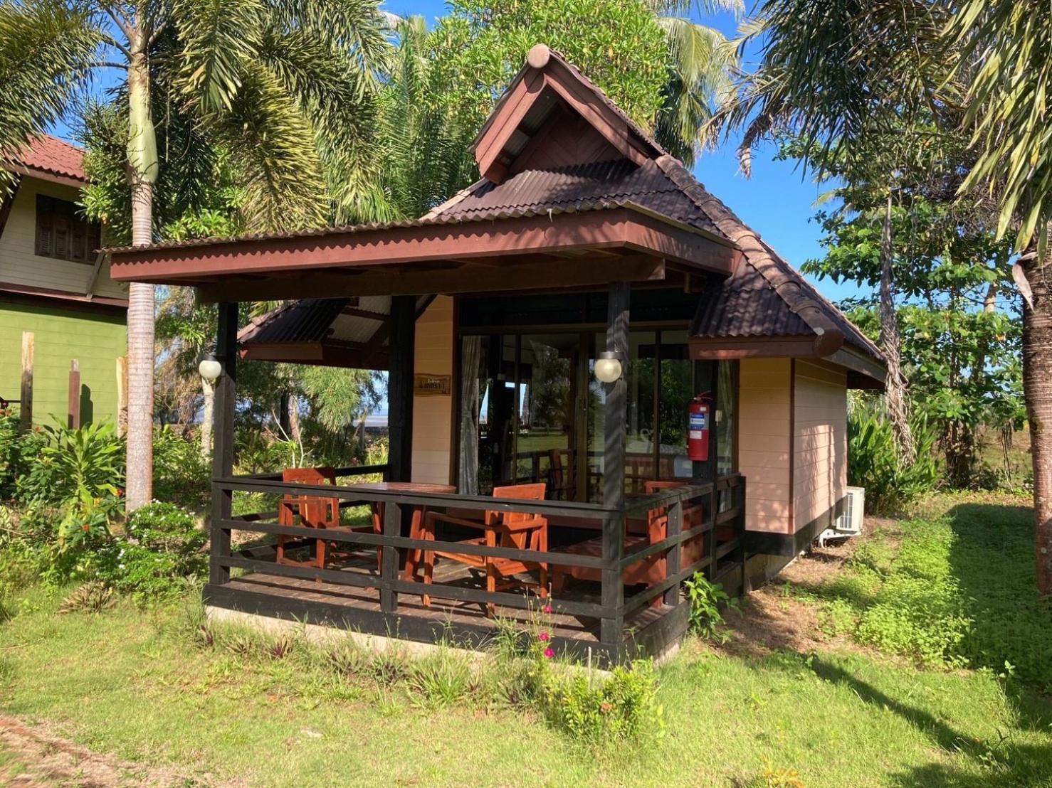 The Chevalley Beach Resort Satun Eksteriør billede