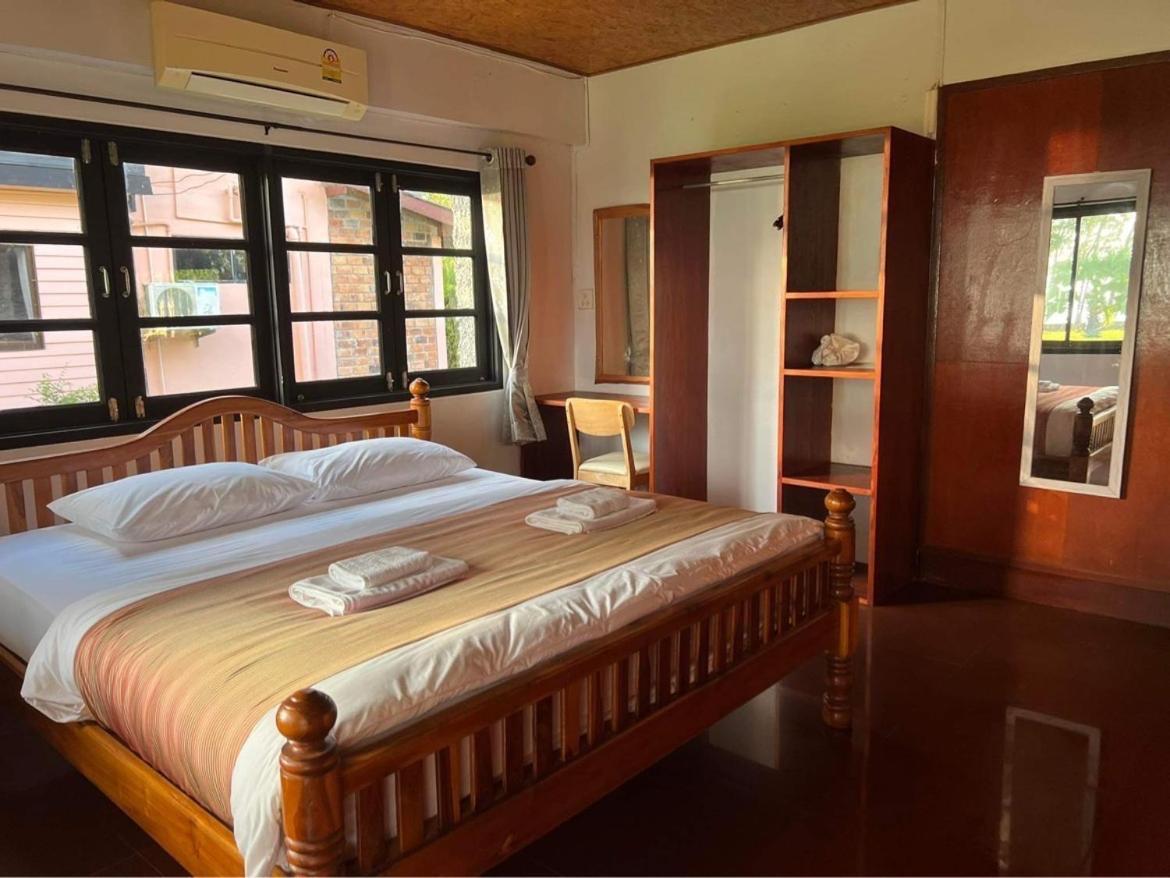 The Chevalley Beach Resort Satun Eksteriør billede