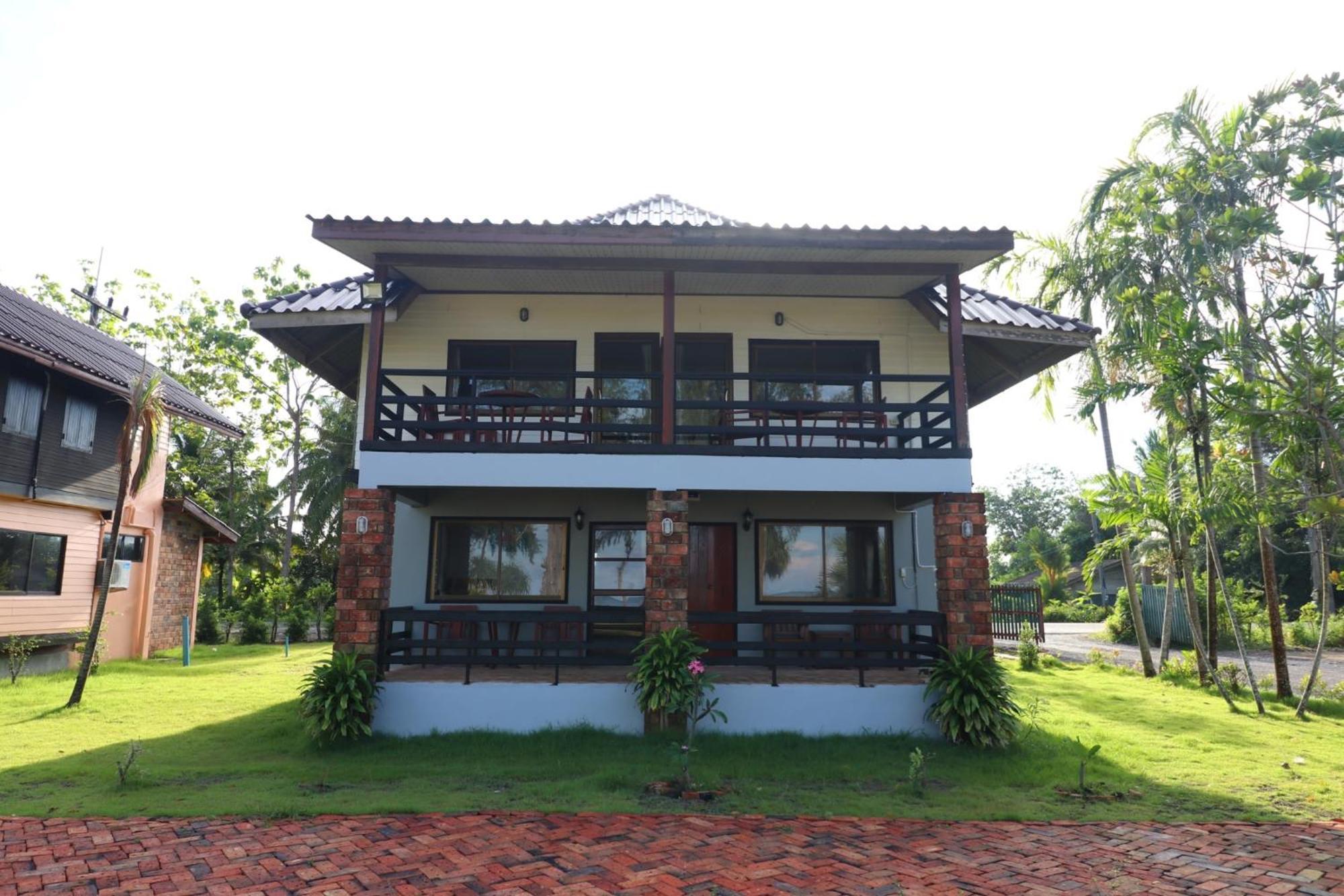 The Chevalley Beach Resort Satun Eksteriør billede